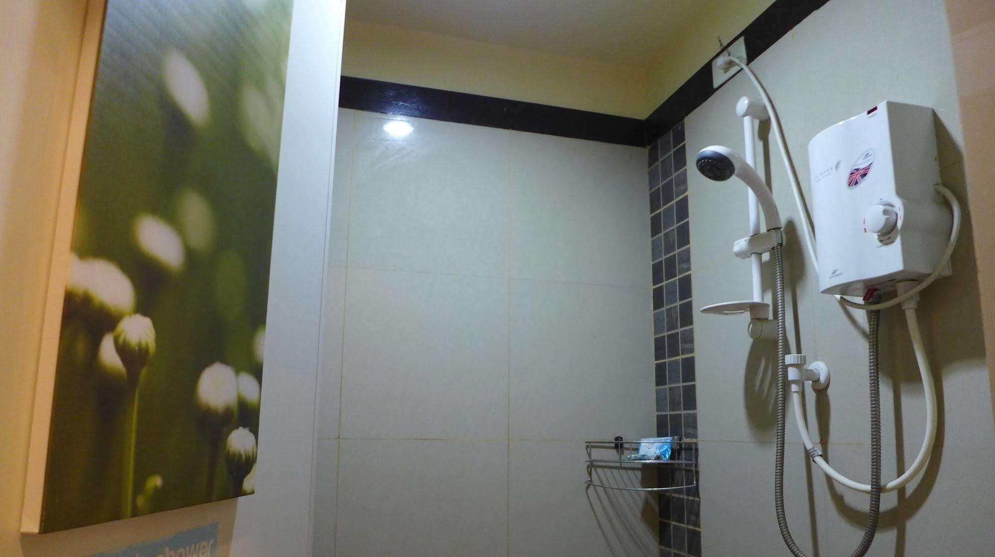 Rozen Suites Paradise جنرال سانتوس المظهر الخارجي الصورة